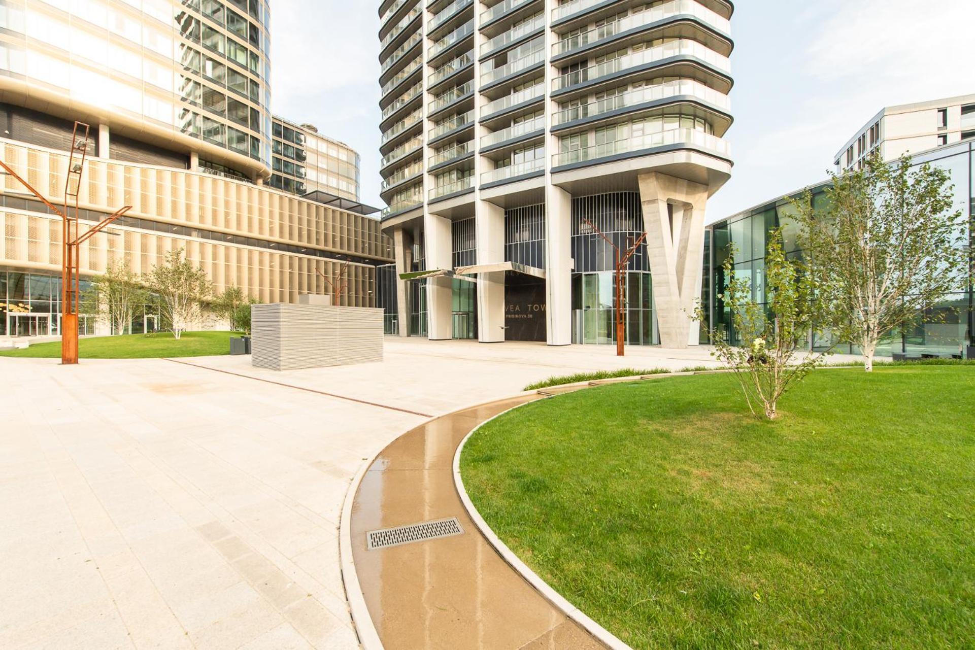 Nikas Eurovea Apartments - Free Parking Bratislava Dış mekan fotoğraf