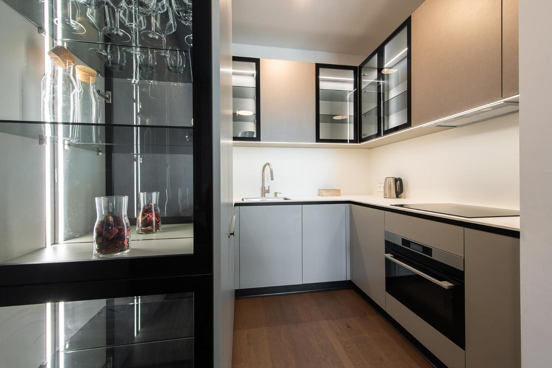 Nikas Eurovea Apartments - Free Parking Bratislava Dış mekan fotoğraf