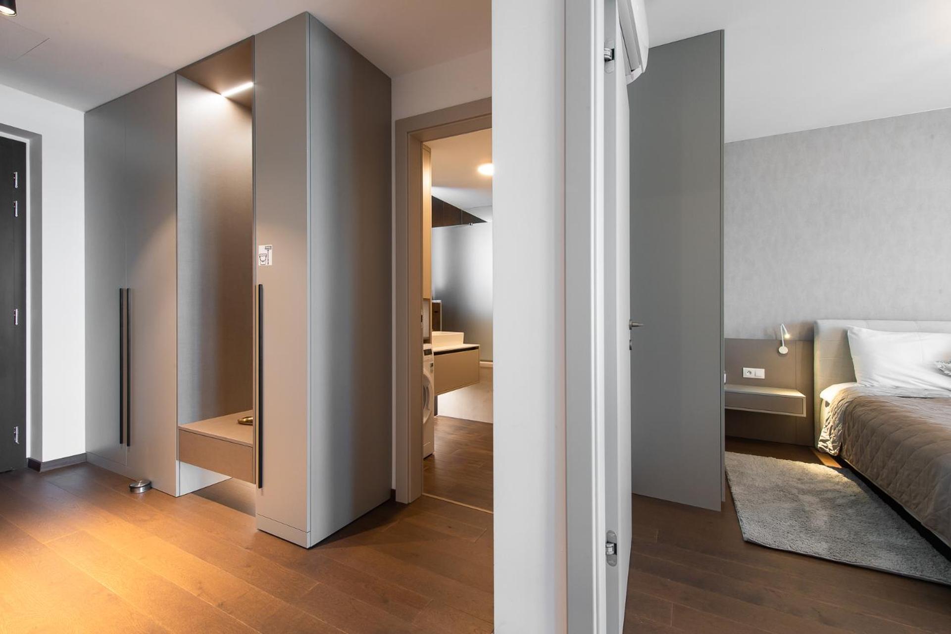 Nikas Eurovea Apartments - Free Parking Bratislava Dış mekan fotoğraf